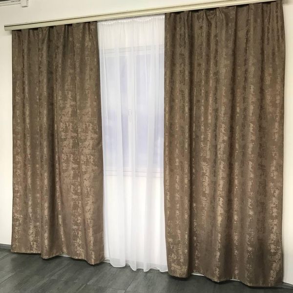 Мраморные жаккардовые шторы кофейного цвета 2шт. 150х270 с белым шифоновым тюлем 400х270, на тасьме (SHTN-M23-6) фото