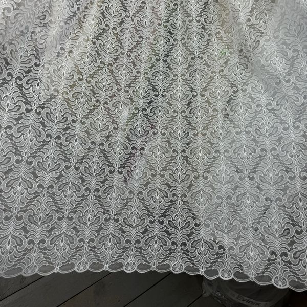 Жакардова гіпюр тканина кремового кольору рулоном (R1043)