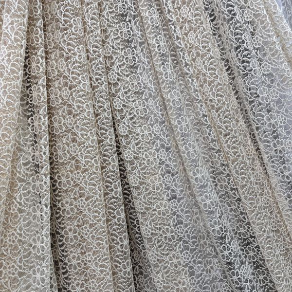 Жакардова гіпюр тканина персикового кольору рулоном (R1373)