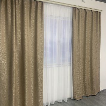 Лляні мармурові блекаут штори світло-коричневого кольору 2шт. 150х270 з білим шифоновим тюлем 400х270, на тасьмі (SHTN-M22-20) фото